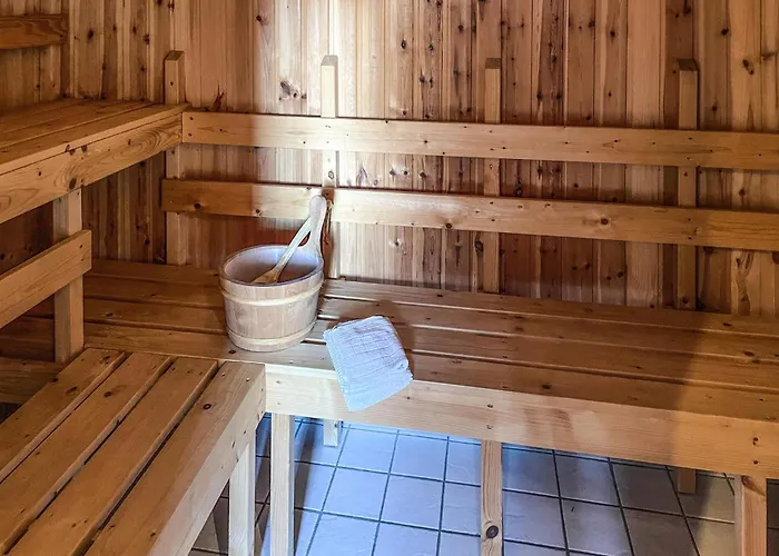 Dom wakacyjny Amazing In With Sauna